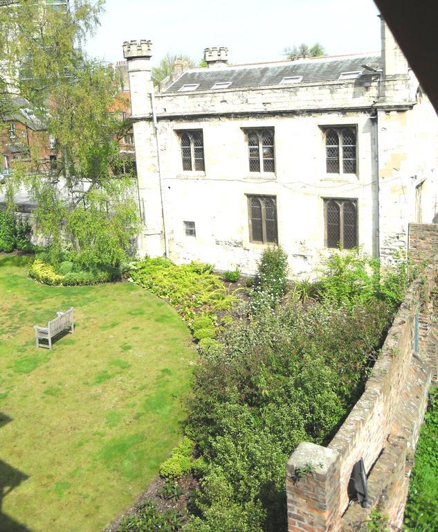 11 Talbot Court Apartment York Bilik gambar